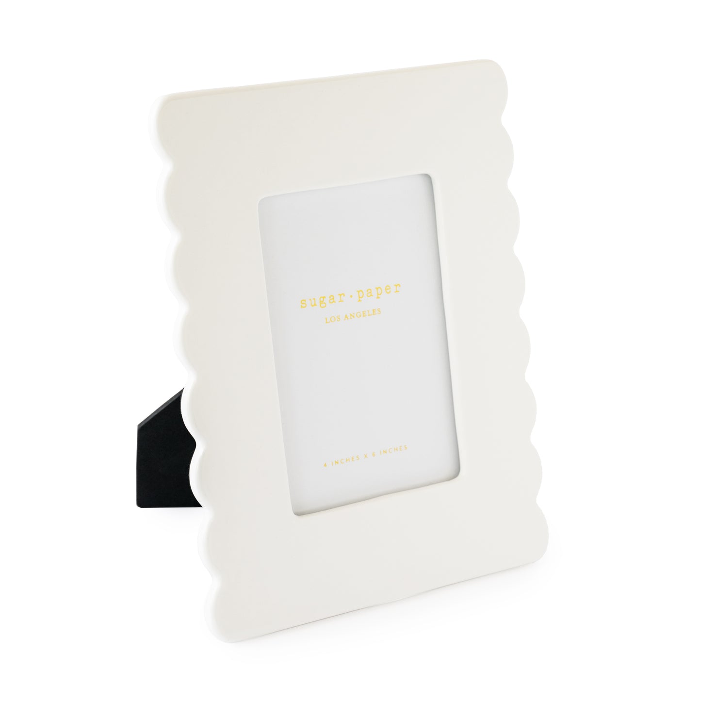 white scallop frame angled